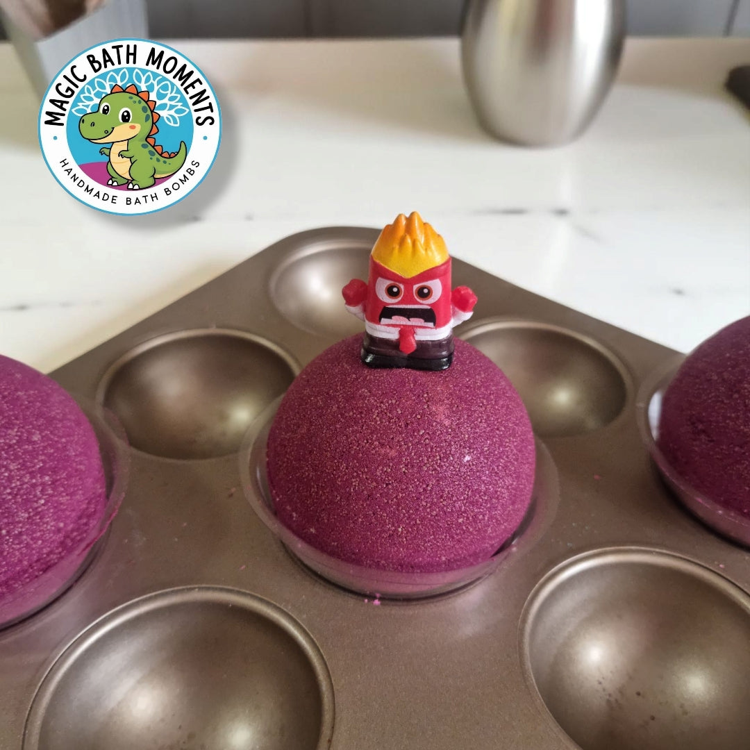 Angry Color Monster – Burgundy Bath Bomb with Inside Out Surprise Toy