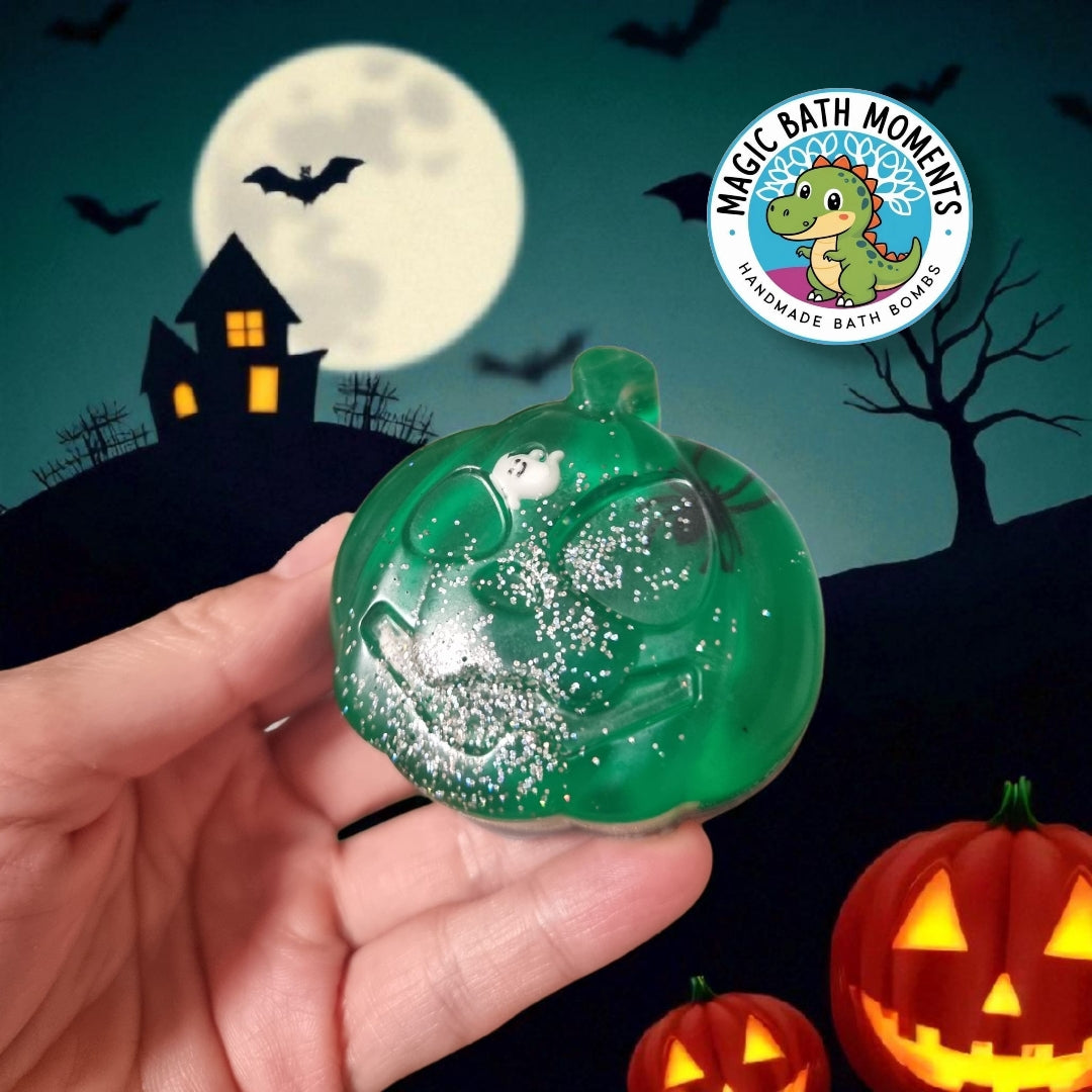 π Halloween Soap Collection β Handmade Goat Milk & Clear Soap with Charcoal Options